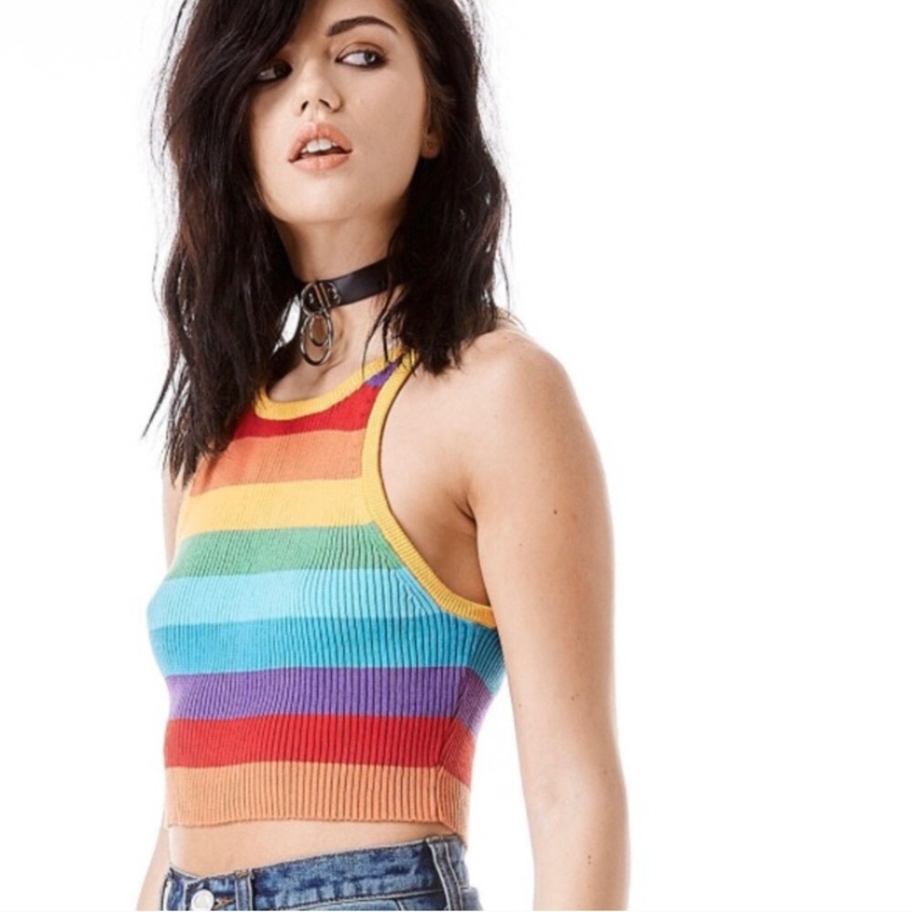 UNIF Lala top